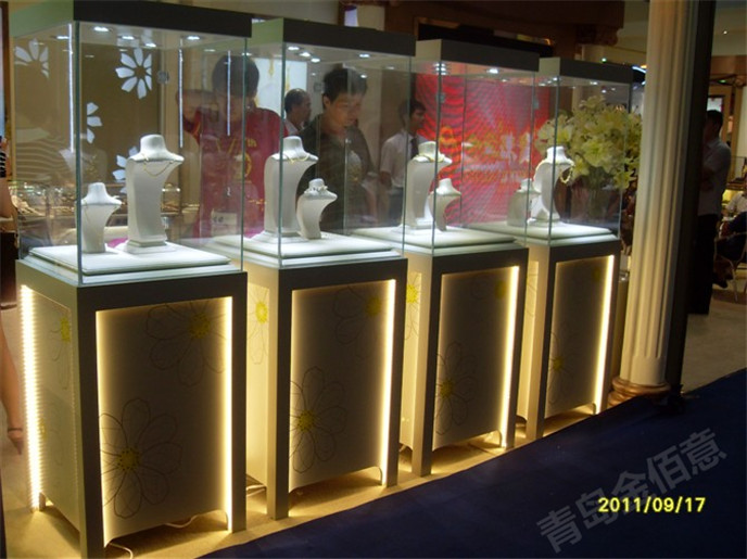 珠宝展柜