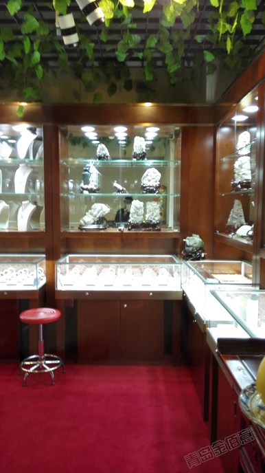 珠宝展示柜，高矮搭配